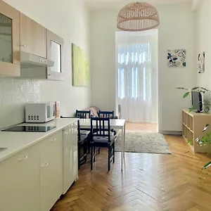 Gallys Apartment Prag